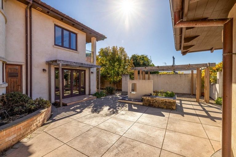 Photo of property in 10 Tau Crescent, Diamond Harbour, 8972