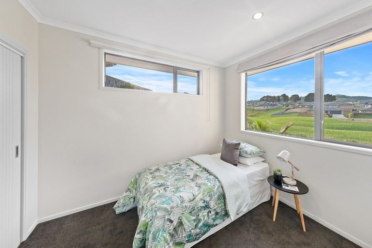 Photo of property in 19 Kilbryde Crescent, Pokeno, 2402