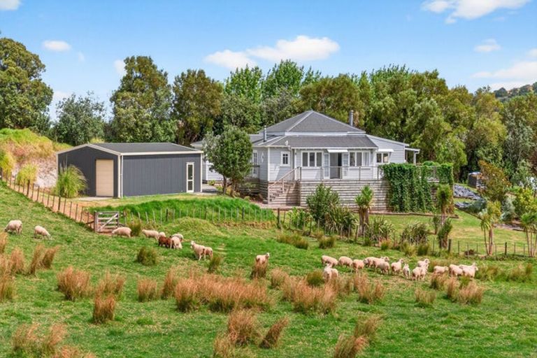 Photo of property in 24a Waterview Crescent, Kaiwaka, 0573