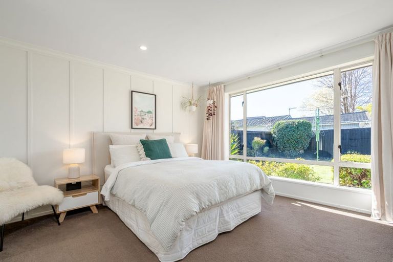 Photo of property in 2/14 Bentley Street, Russley, Christchurch, 8042