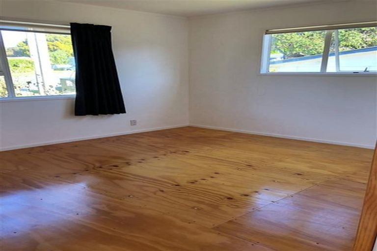 Photo of property in 11 Dalton Road, Snells Beach, 0920