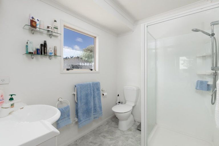 Photo of property in 1329 Devon Road, Brixton, Waitara, 4382