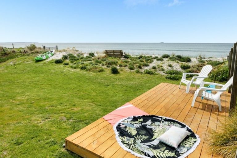 Photo of property in 393 Pukehina Parade, Pukehina, Te Puke, 3189