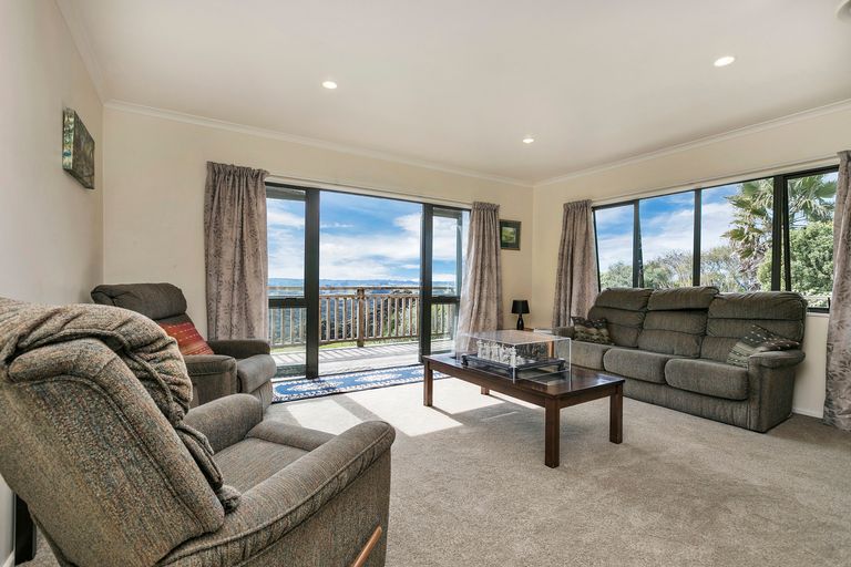 Photo of property in 125 Alf Access Road, Helensville, 0875