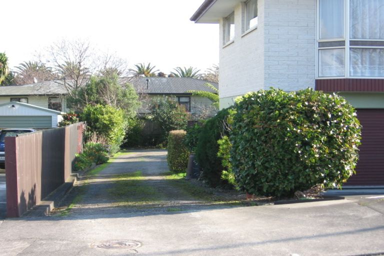 Photo of property in 2 Miles Place, Awapuni, Palmerston North, 4412