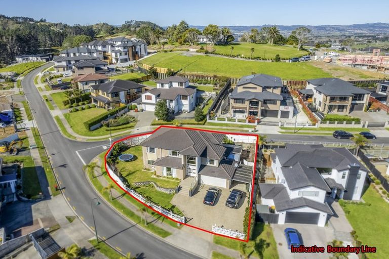 Photo of property in 11 Henriette Place, The Gardens, Auckland, 2105