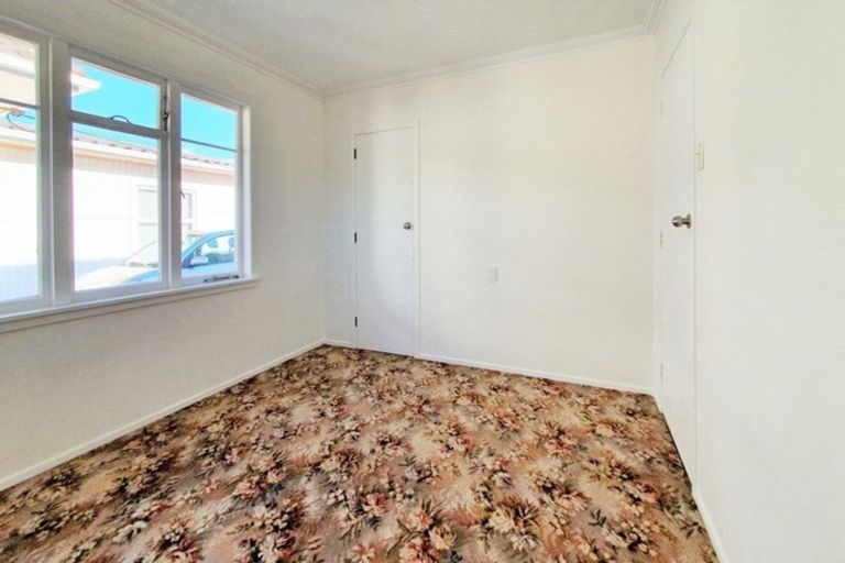 Photo of property in 4/286 Saint Aubyn Street, New Plymouth, 4310