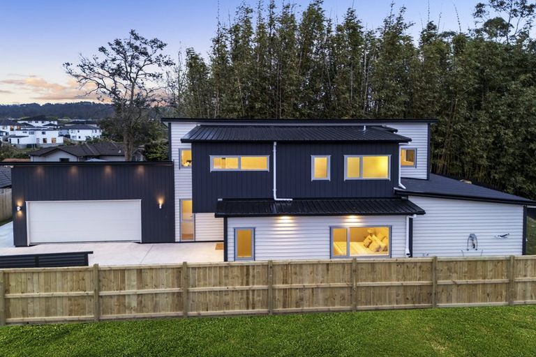 Photo of property in 41d Candia Road, Swanson, Auckland, 0614