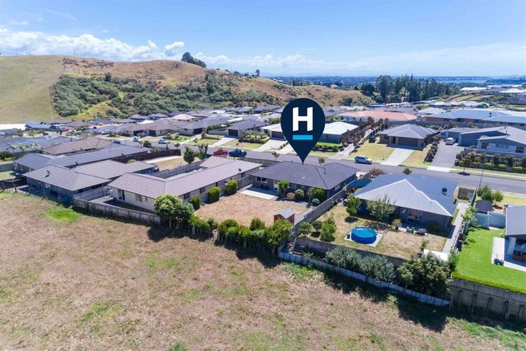 Photo of property in 224 Ballintoy Park Drive, Welcome Bay, Tauranga, 3175