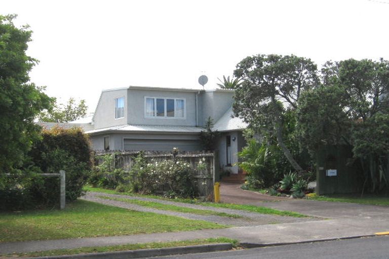 Photo of property in 1/68 Norwood Road, Bayswater, Auckland, 0622
