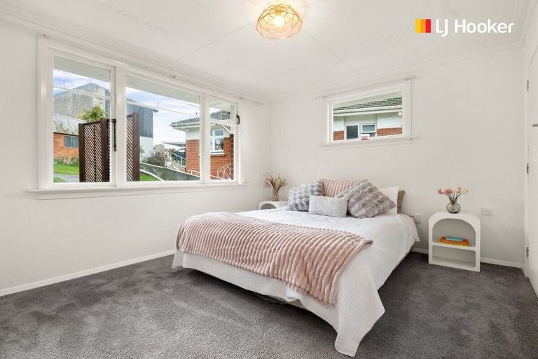 Photo of property in 165 Easther Crescent, Kew, Dunedin, 9012