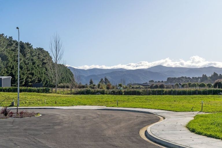 Photo of property in 9 Nichols Lane, Greytown, 5712