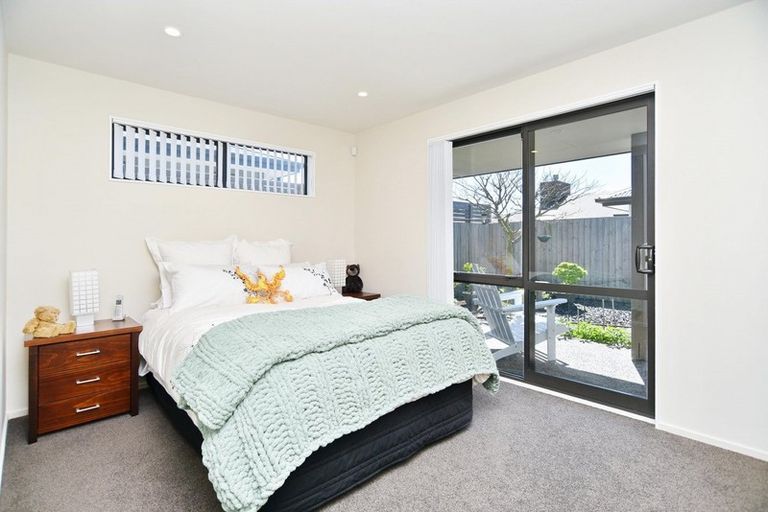 Photo of property in 3a Lindis Lane, New Brighton, Christchurch, 8083