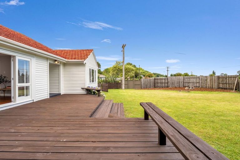 Photo of property in 1 Ngareta Road, Mourea, Rotorua, 3074