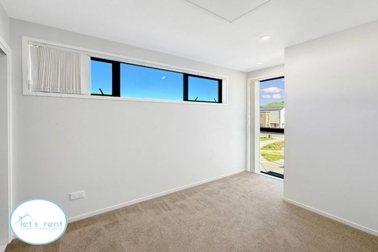 Photo of property in 2 Tima Lane, Mangere Bridge, Auckland, 2022