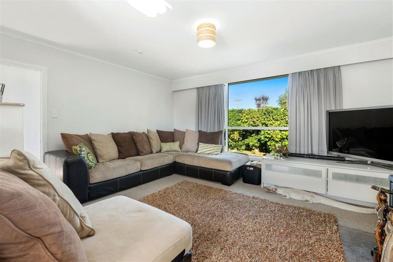 Photo of property in 25 Kahu Street, Utuhina, Rotorua, 3015