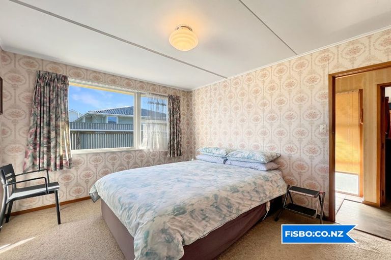 Photo of property in 96 Lipscombe Crescent, Havelock North, 4130
