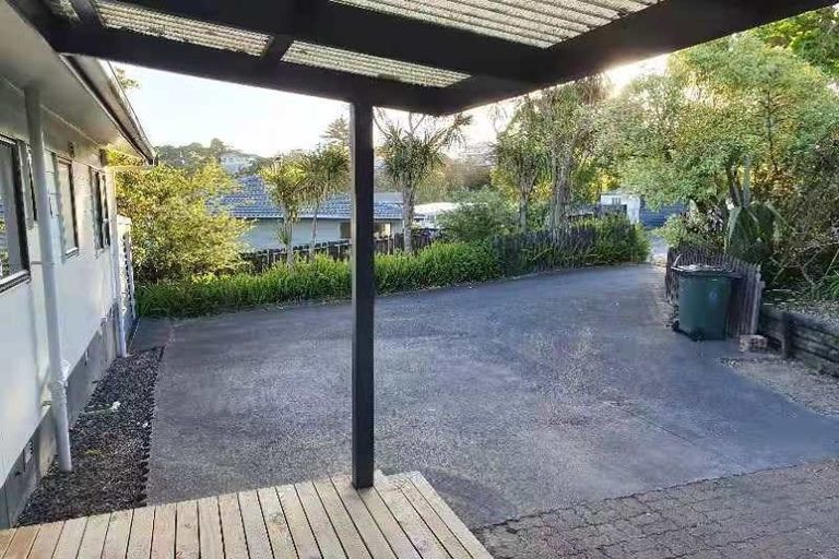Photo of property in 6 Tableau Place, Totara Vale, Auckland, 0629