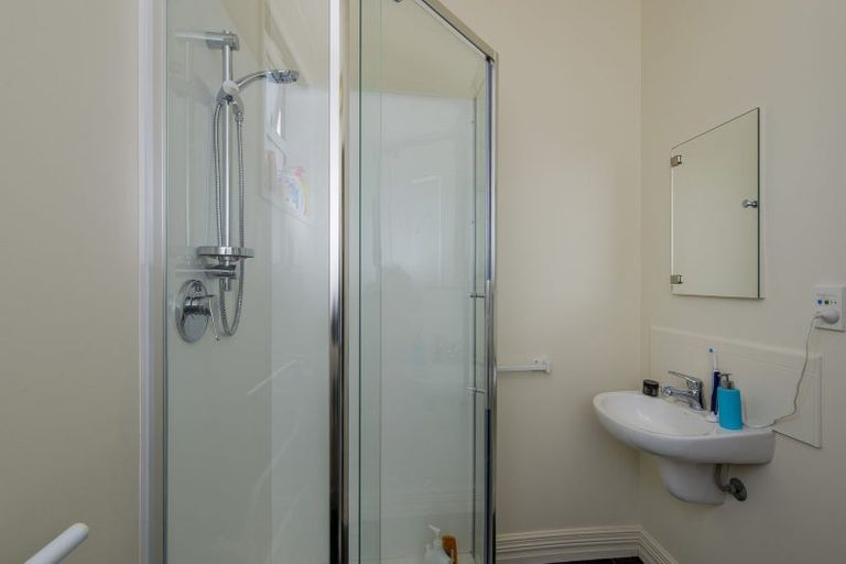 Photo of property in 32 Pipitea Street, Thorndon, Wellington, 6011