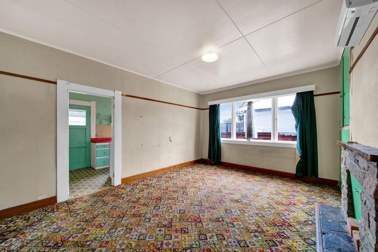 Photo of property in 5 Argyle Street, Hawera, 4610