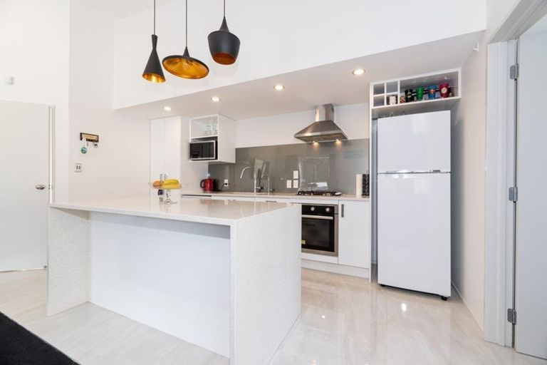 Photo of property in 27f Rehia Road, Massey, Auckland, 0614