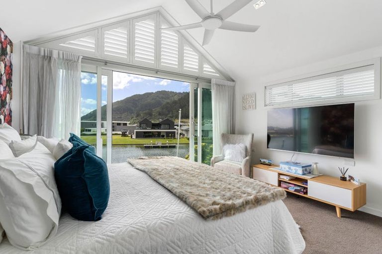 Photo of property in 122 Motu Hei, Pauanui, Hikuai, 3579