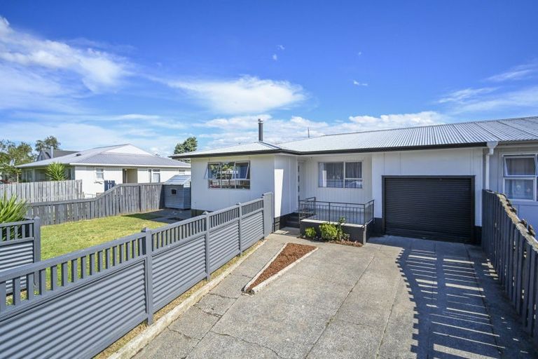 Photo of property in 8 Cartier Crescent, Flaxmere, Hastings, 4120