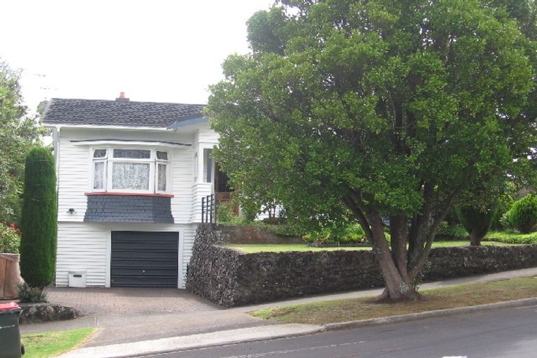 Photo of property in 141 Taylors Road, Mount Albert, Auckland, 1025