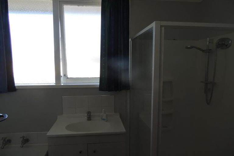 Photo of property in 2 Cornwall Road, Taradale, Napier, 4112