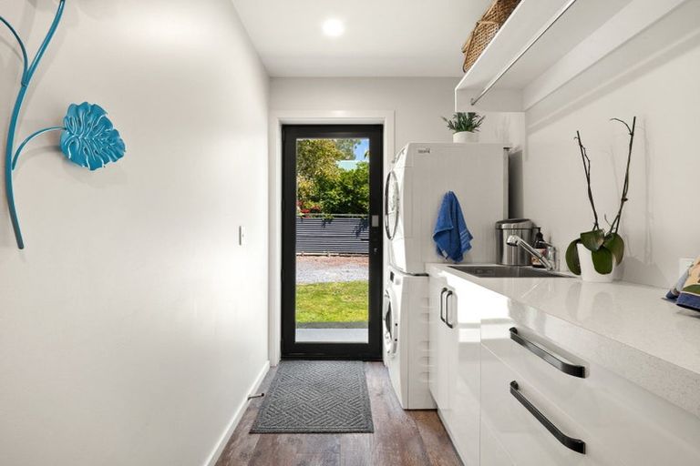 Photo of property in 9 Greenhithe Street, Waihola, Milton, 9073