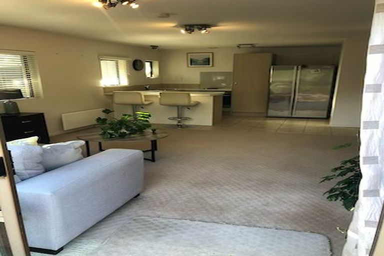 Photo of property in 25 Maxwelton Drive, Mairangi Bay, Auckland, 0630