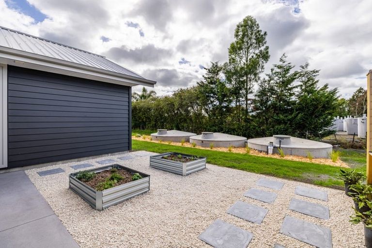 Photo of property in 6 The Lakes Drive, Kerikeri, 0230