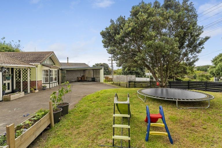 Photo of property in 53 Tasman Road, Otaki Beach, Otaki, 5512