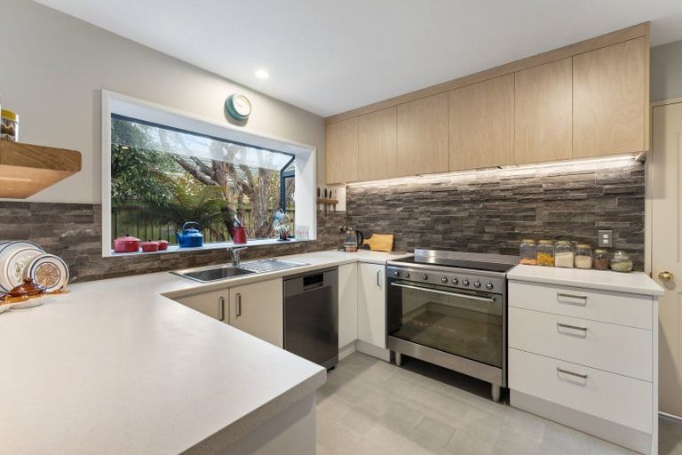 Photo of property in 34 Riverview Street, Beckenham, Christchurch, 8023