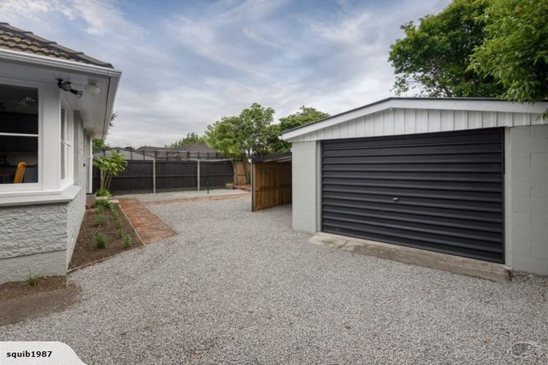 Photo of property in 1 Dalton Place, Burnside, Christchurch, 8053
