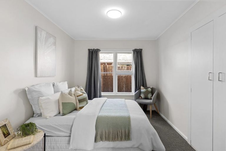 Photo of property in 221 Breezes Road, Aranui, Christchurch, 8061