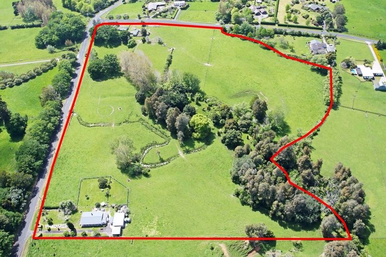 Photo of property in 215 Ponga Road, Opaheke, Papakura, 2584