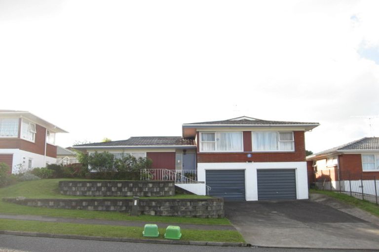 Photo of property in 88 Reeves Road, Pakuranga Heights, Auckland, 2010