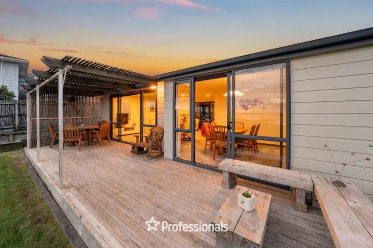 Photo of property in 9 Lemonwood Grove, Maungaraki, Lower Hutt, 5010