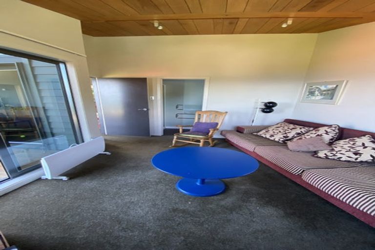 Photo of property in 23 Kotari Road, Days Bay, Lower Hutt, 5013