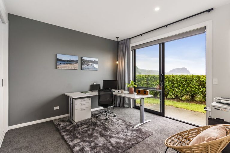 Photo of property in 1 Jack Barry Road, Waitoki, Albany, 0794