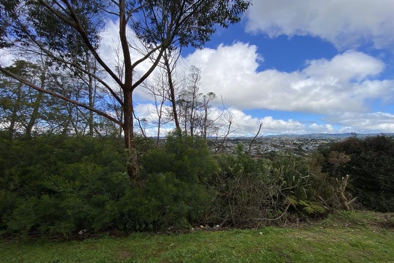 Photo of property in 32 Tiriwa Drive, Massey, Auckland, 0614