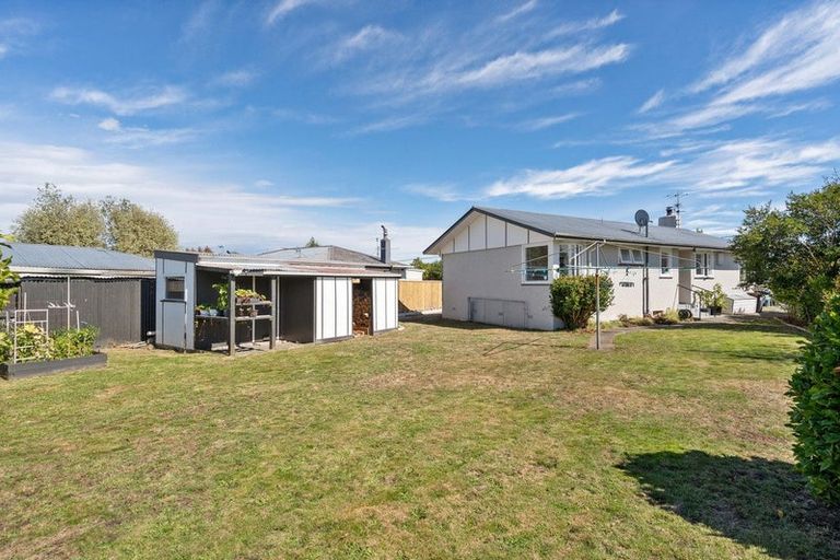 Photo of property in 16 Wavell Crescent, Lansdowne, Masterton, 5810