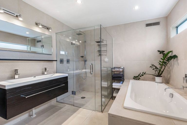 Photo of property in 160 Schnapper Rock Road, Schnapper Rock, Auckland, 0632