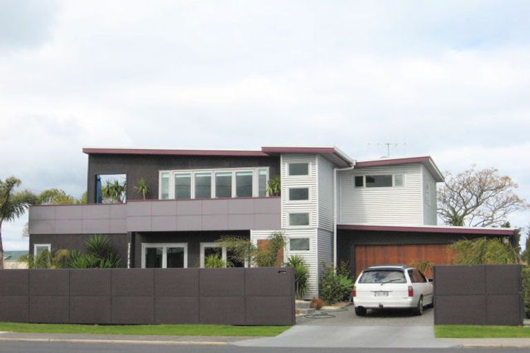 Photo of property in 425 Achilles Avenue, Whangamata, 3620