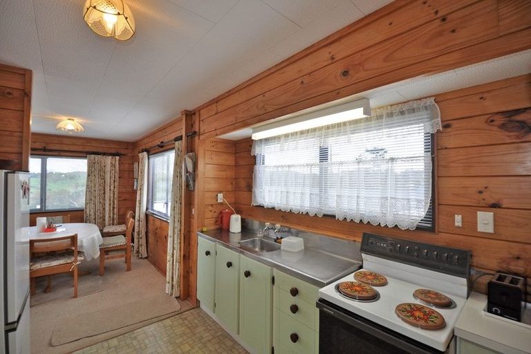 Photo of property in 219 Mahurangi East Road, Snells Beach, 0920