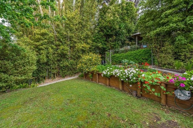 Photo of property in 22 Saddleback Rise, Murrays Bay, Auckland, 0630
