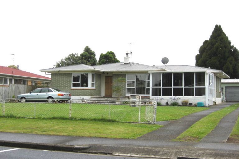 Photo of property in 9 Sunnypark Avenue, Rosehill, Papakura, 2113