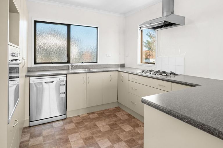 Photo of property in 12a Dowding Street, Melville, Hamilton, 3206