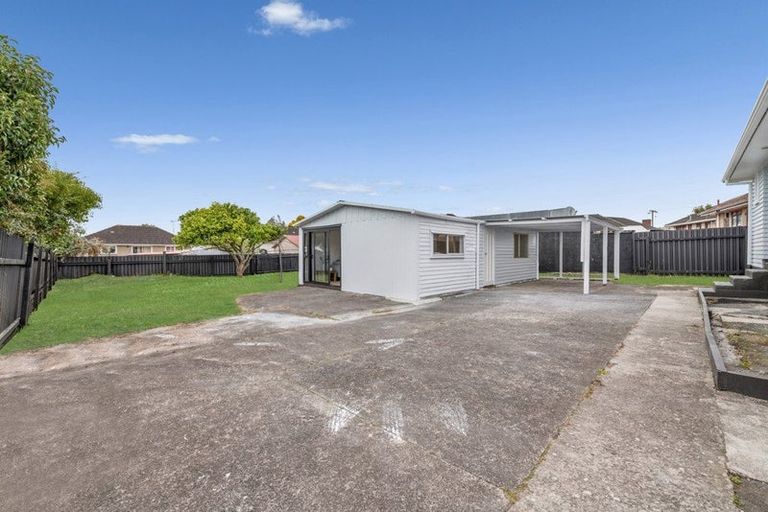 Photo of property in 18 Crown Crescent, Otara, Auckland, 2023